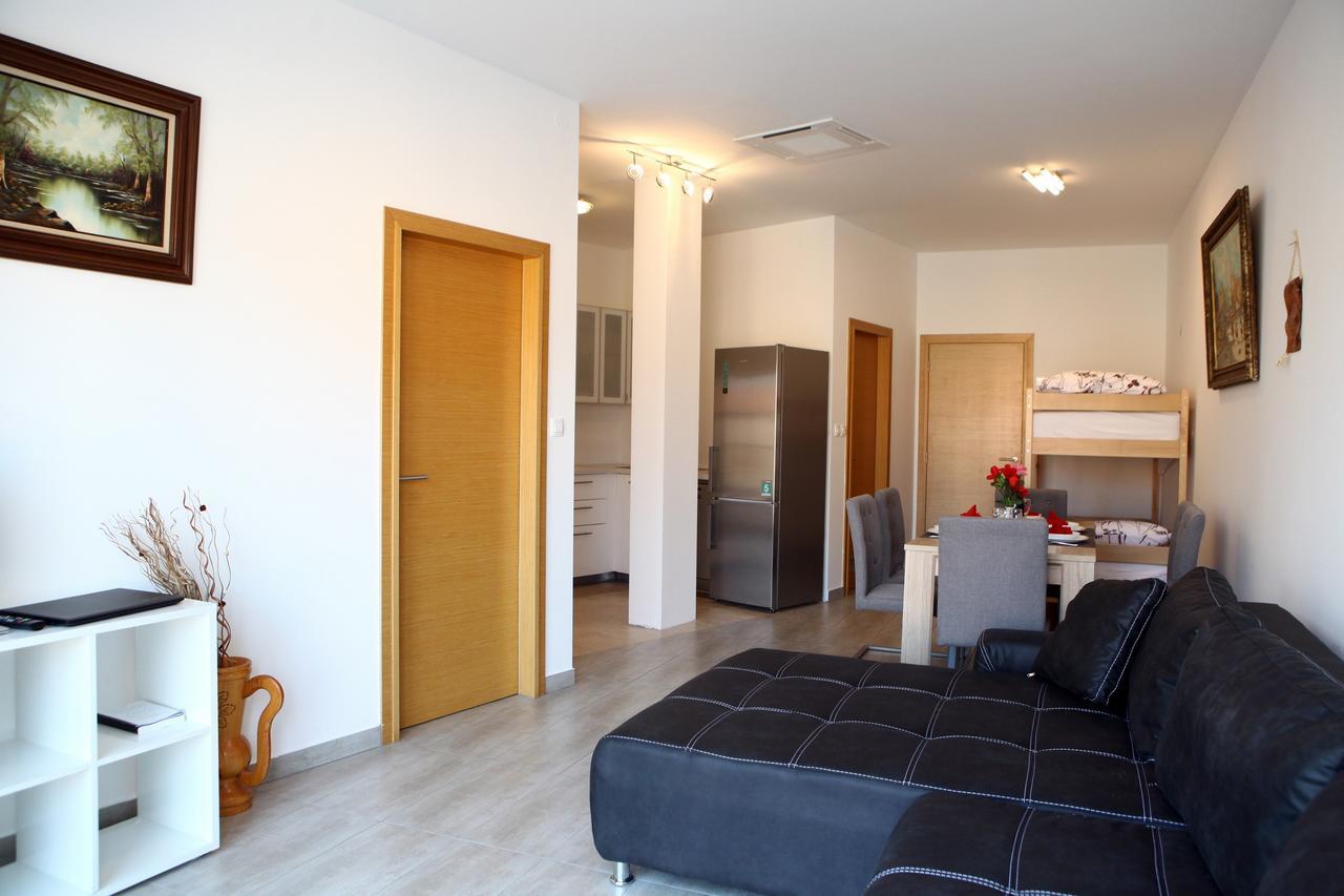 Charming San Simon Beach Apartment Jn Izola Kültér fotó